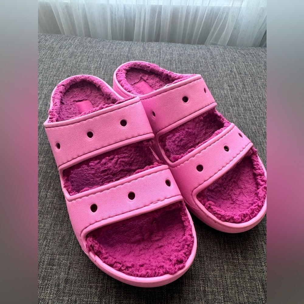 Crocs Classic Cozzzy Slipper Sandal Pink Men's Size 9 - Picture 6 of 7